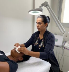Harmonização facial sem exageros realça a beleza natural