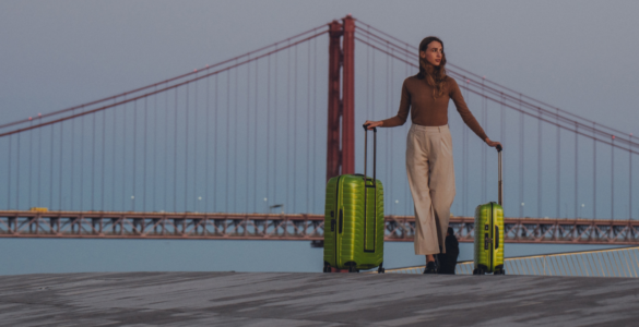 Samsonite apresenta novo tom da coleção Proxis com Roxkin™