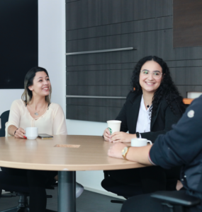 Empreendedores buscam networking em coworkings