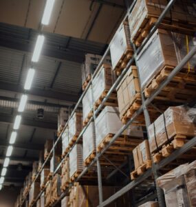Expansão do e-commerce impulsiona self storage e galpões