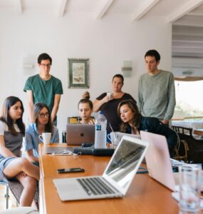 Jovem Aprendiz oferece chance para construir uma carreira