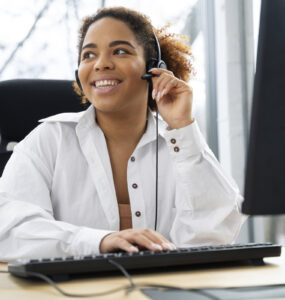 Telemarketing impulsiona mulheres e reforça compromisso com a equidade de gênero