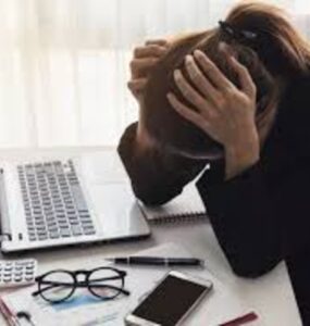 Afastamentos por saúde mental preocupam setor de SST
