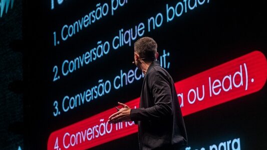 Marketing digital é opção para faturar na internet
