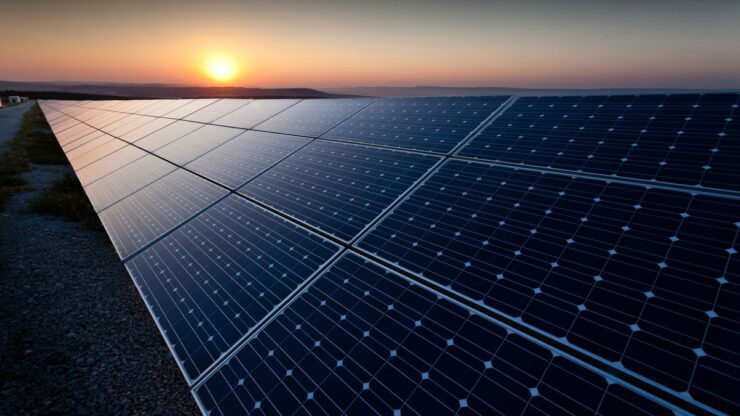 Energia solar cresce nos EUA e projeta avanços para 2025