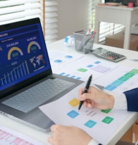 União entre tecnologia e negócios impulsiona carreira e sucesso empresarial