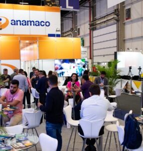 Varejo da construção alcança 158 mil lojas e ganha força com associativismo