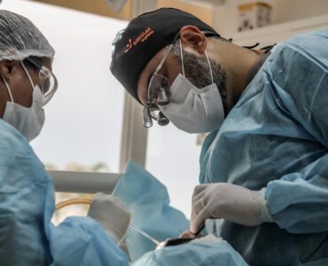 Prótese fixa sobre implante é nova solução da implantodontia