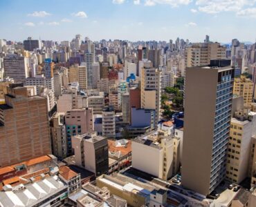 Mercado imobiliário de SP mantém ritmo em fevereiro de 2025