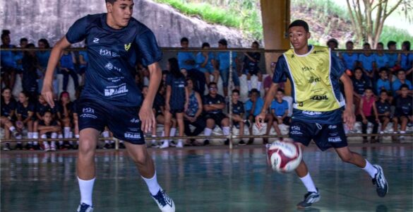 Sementinhas do Esporte 4 oferece aulas gratuitas de futsal