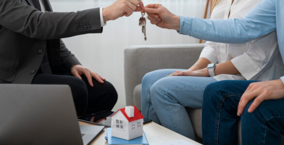 Apê Real ajuda 500 famílias a comprarem o primeiro imóvel