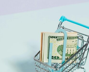 Cashback vira padrão em marketplaces bancários