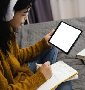 Dia do Livro: o TikTok está mudando a leitura de jovens