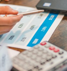 Empresas ajustam estratégias para transição tributária
