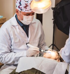Implante zigomático é solução para perda dentária severa