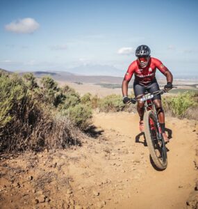 Apoio a atletas de ciclismo revoluciona o esporte no Brasil
