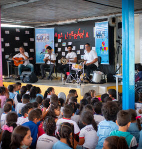 Alma Brasileira leva educação musical a escolas do DF