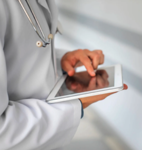 Ambulatório digital ajuda empresas a se adaptarem à NR-01