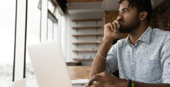 Otimismo de empresas recua no Brasil e no mundo