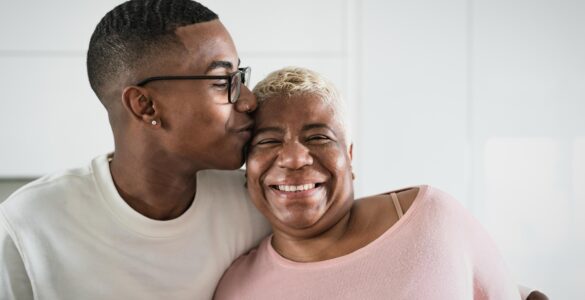 Benefício educação passa a permitir inclusão de mãe e pai