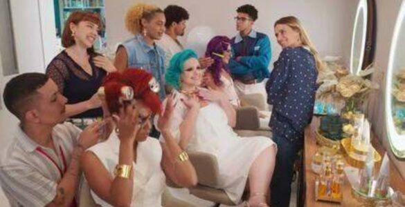 Dove apresenta Bond Intense Repair no remake de Vale Tudo