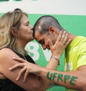 Parceria família e escola promove educação de excelência