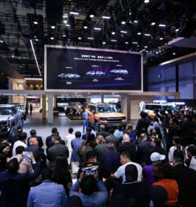 JETOUR revela GAIA e modelos G700 e G900 no Auto Shanghai
