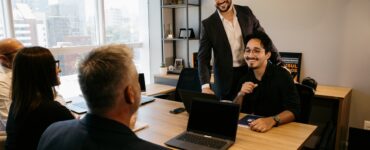 Crescimento do Salesforce impulsiona empresas do segmento