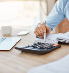 Taxa Selic alta pressiona o setor produtivo