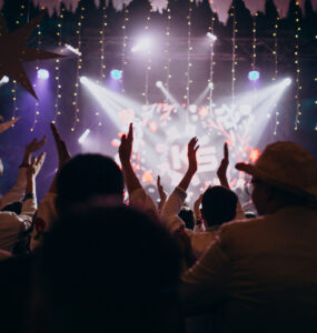 Festival sertanejo aquece turismo e comércio em Curitiba