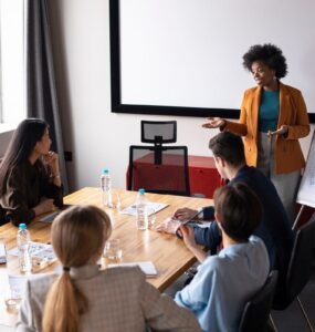 Pesquisa destaca tendências de Educação Corporativa em 2025
