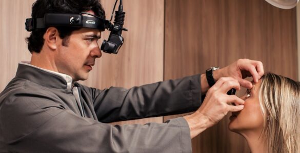 Tecnologia corrige vista cansada e elimina uso de óculos