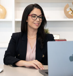 Caroline Kherlakian analisa reestruturação empresarial