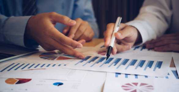 Gestão corporativa transforma administração de condomínios