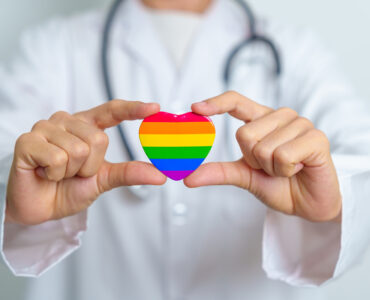 Orgulho LGBTQIA+ destaca luta por saúde e trabalho