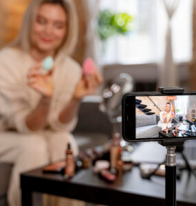 Monetização é desafio, mas influencers buscam alternativas