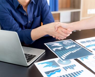 Setor de seguros cresce 12,2%, impulsionado por franquias