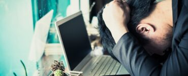 Jovens são os mais afetados pelo estresse no trabalho
