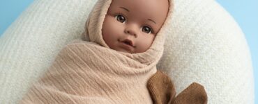 Especialista destaca uso de bebês reborn como ferramentas indispensáveis em aula