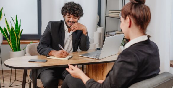 Candidato revela perfil ao falar de defeitos e qualidades