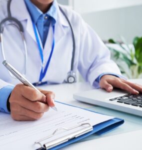 Clínica adota diagnóstico com resultado em 15 minutos