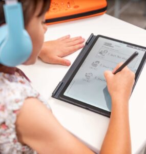 Tecnologia pode impulsionar aprendizado durante as férias