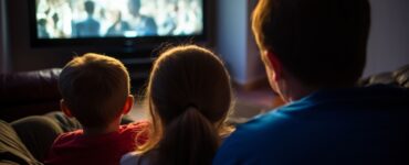 Férias escolares: filmes e séries ajudam a entreter crianças