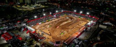 Enzo Lopes vence etapa e acirra disputa do Arena Cross