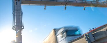 MeuPedágio.com e Bradesco Cartões firmam parceria para pedágio por placas