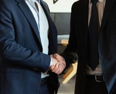 Seguro de sucessão empresarial garante proteção aos negócios