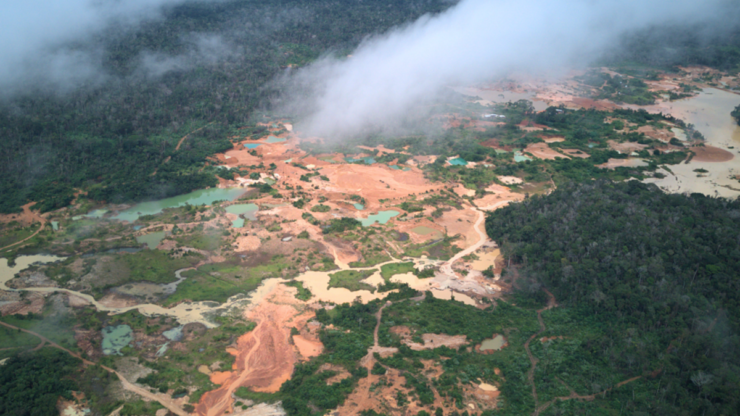 Garimpo ilegal toma Amazônia e desafia mineração responsável