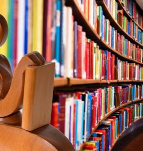 Curso inédito e gratuito forma futuros editores independentes em Curitiba