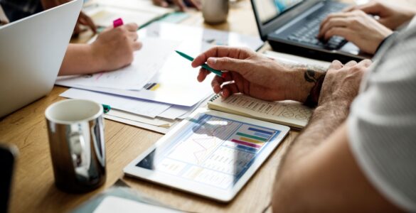 Next integra branding e performance para gerar resultados