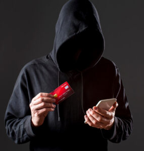 Fraudes digitais ligam alerta na hora da compra de ingresso